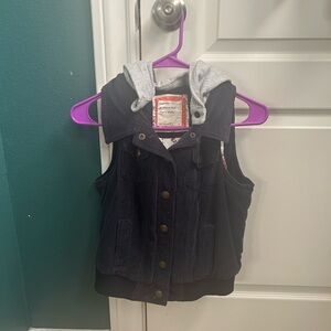 Stylish Women’s Hooded Vest - Black and Gray